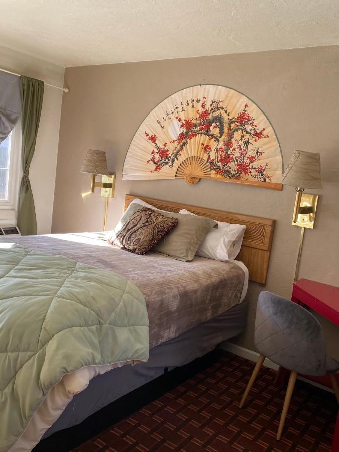 Monte Bianco Inn Mount Shasta Εξωτερικό φωτογραφία