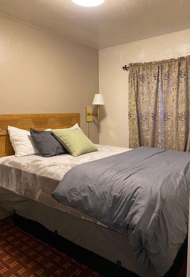 Monte Bianco Inn Mount Shasta Εξωτερικό φωτογραφία