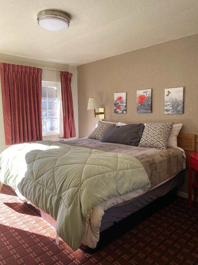Monte Bianco Inn Mount Shasta Εξωτερικό φωτογραφία